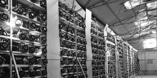 Large-scale mining farm utilizing advanced cooling systems in Singapore