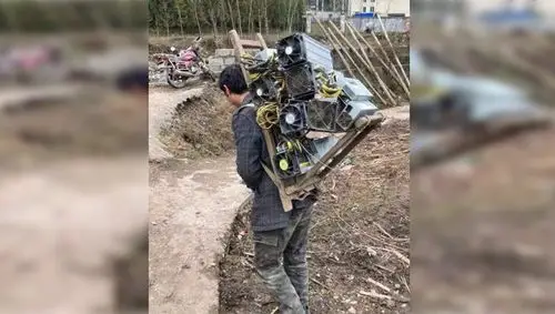 Innovative mining rig utilizing renewable energy
